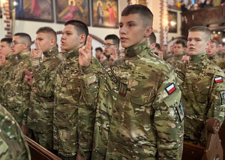 Uroczyste ślubowanie kadetów FENIKSA w Sopocie.